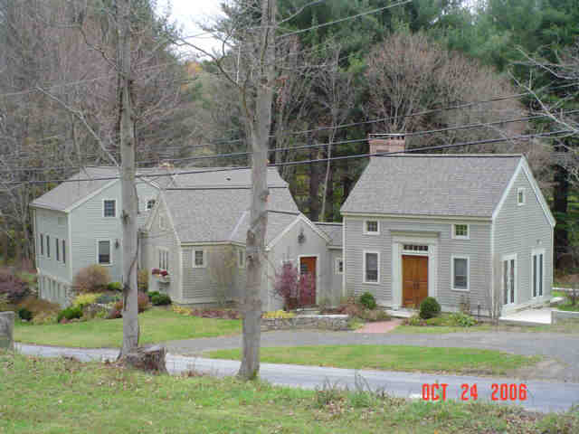 Building photograph for 24 CHRISTIAN ST